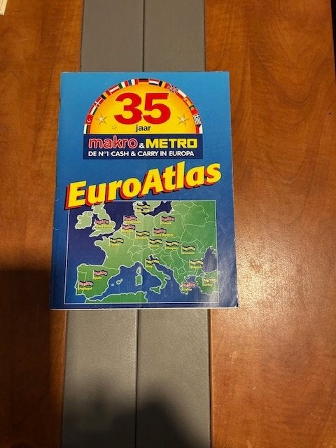 35 jaar Makro & Metro Euro Atlas, Ophalen of Verzenden, 1800 tot 2000, Wereld, Landkaart