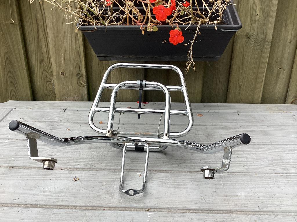 Klaprek en oppakbeugel chrome voor sym scooter, Ophalen of Verzenden, Zo goed als nieuw, Overige typen, SYM