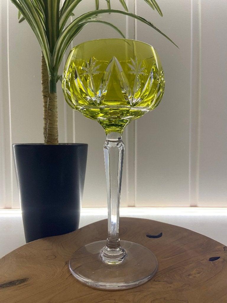 1 groot vintage wijnglas ( Japans geel ) Val Saint Lambert !, Ophalen of Verzenden