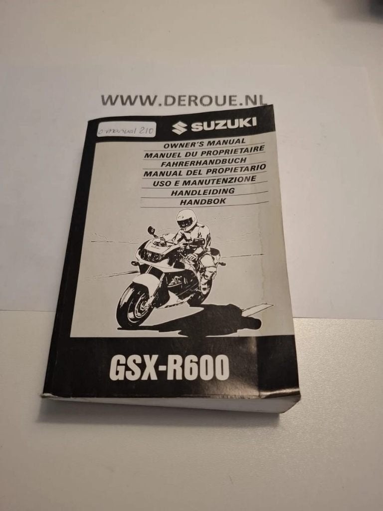 210 0WNERS MANUAL SUZUKI GSX-R600 1996 USED, Motoren, Handleidingen en Instructieboekjes, Ophalen of Verzenden, Suzuki
