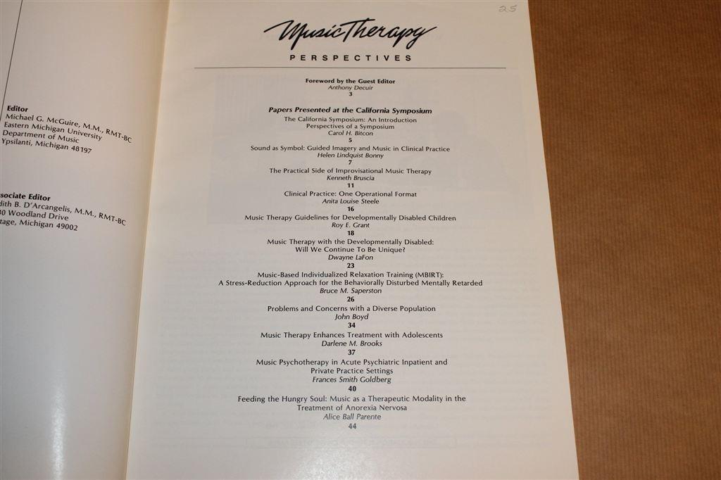 Muziektherapie Perspectieven [1989] — Californië Symposium, Ophalen of Verzenden, Gelezen, Artiest