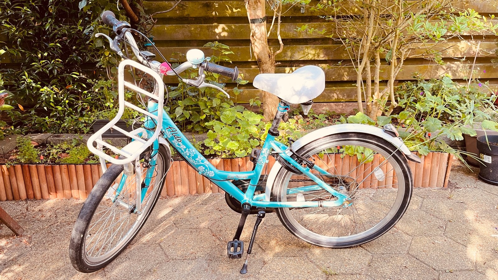 Aldo 24" Bella Ragazza meisjesfiets, Fietsen en Brommers, Fietsen | Meisjes, Ophalen, Terugtraprem, Handrem, Gebruikt