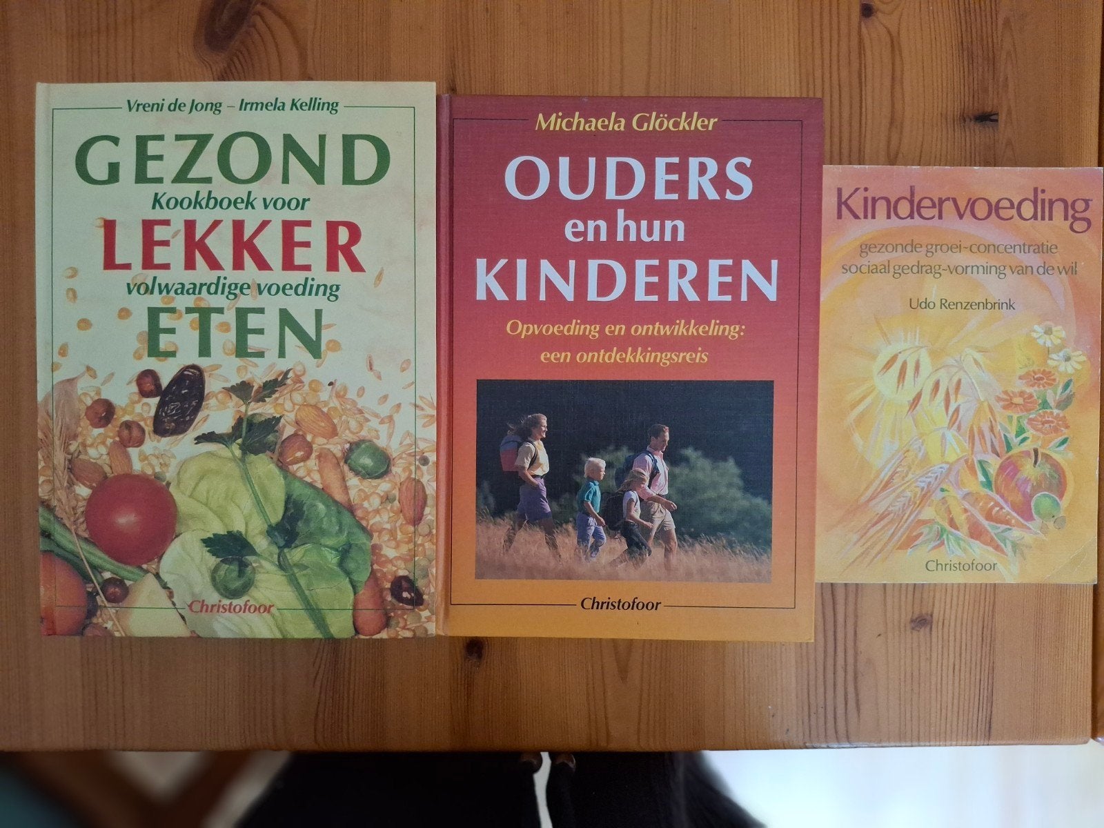 3 antroposofische boeken over opvoeding en gezonde voeding, Boeken, Ophalen of Verzenden, Zo goed als nieuw