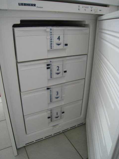 Diepvries Liebherr Premium, 4 schuiven, losstaand model, Ophalen, Inbouw, 60 tot 90 cm, 160 cm of meer