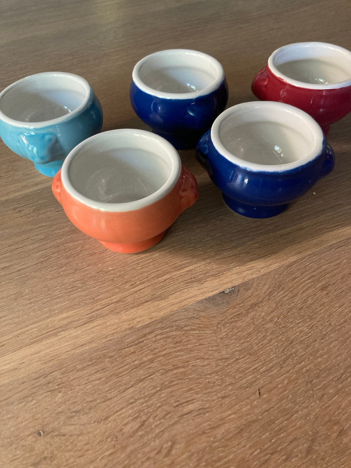 Set van 5 kleurrijke aardewerken kommetjes, Gebruikt, Overige merken, Ophalen of Verzenden, Kom(men)