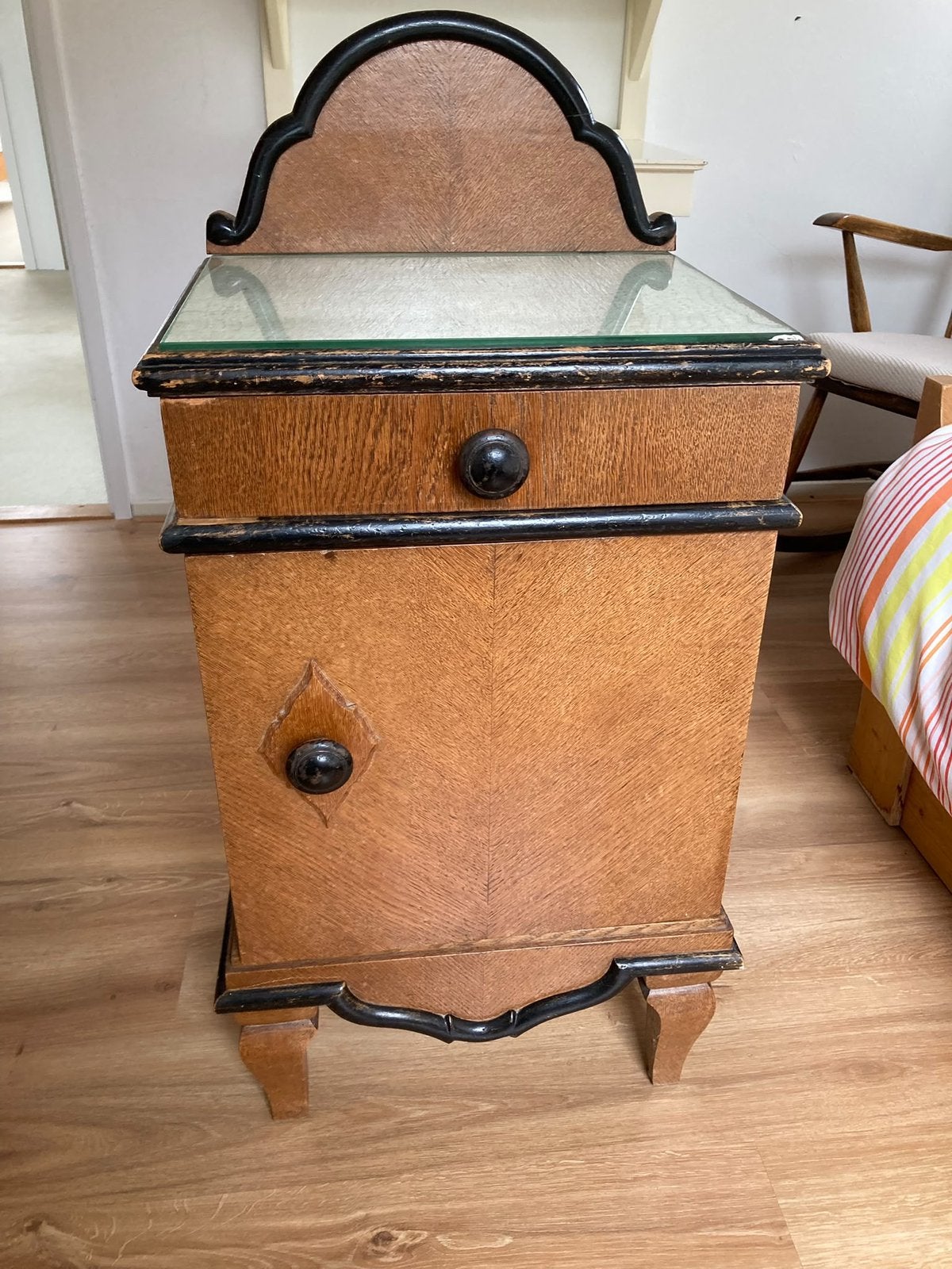 Antiek nachtkastje, Huis en Inrichting, Ophalen, Gebruikt, Minder dan 45 cm