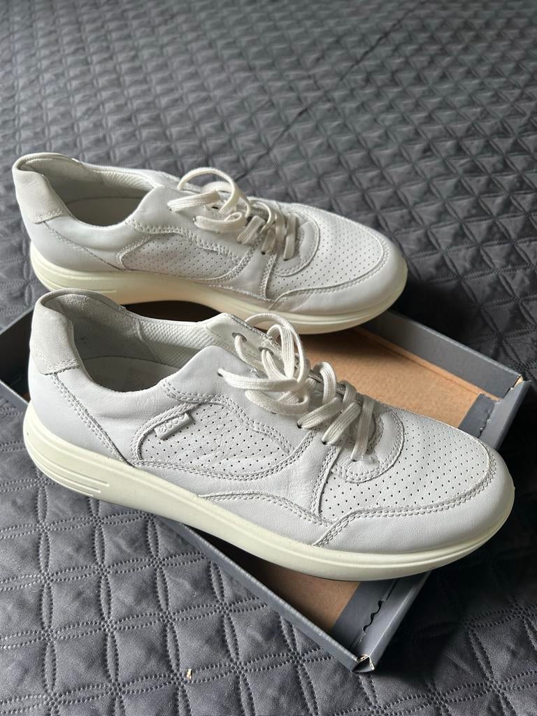 Witte Ecco sneakers - Maat 39, Kleding | Dames, Schoenen, Ophalen of Verzenden, Zo goed als nieuw, Wit, Sneakers of Gympen