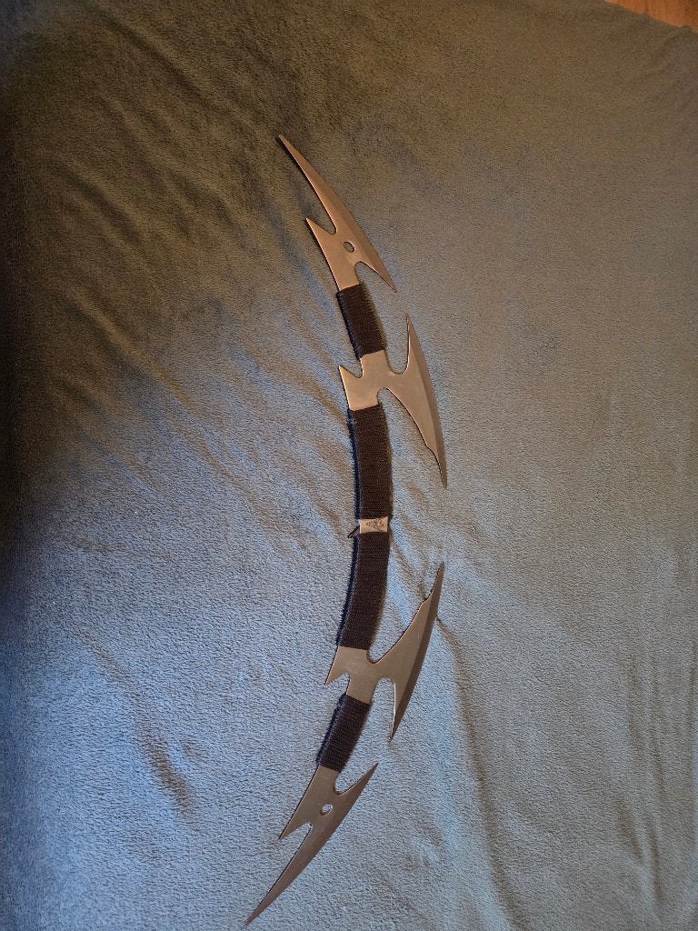Steel replica klingon bat'leth. Star trek, Ophalen of Verzenden, Zo goed als nieuw, Tv, Beeldje, Replica of Model