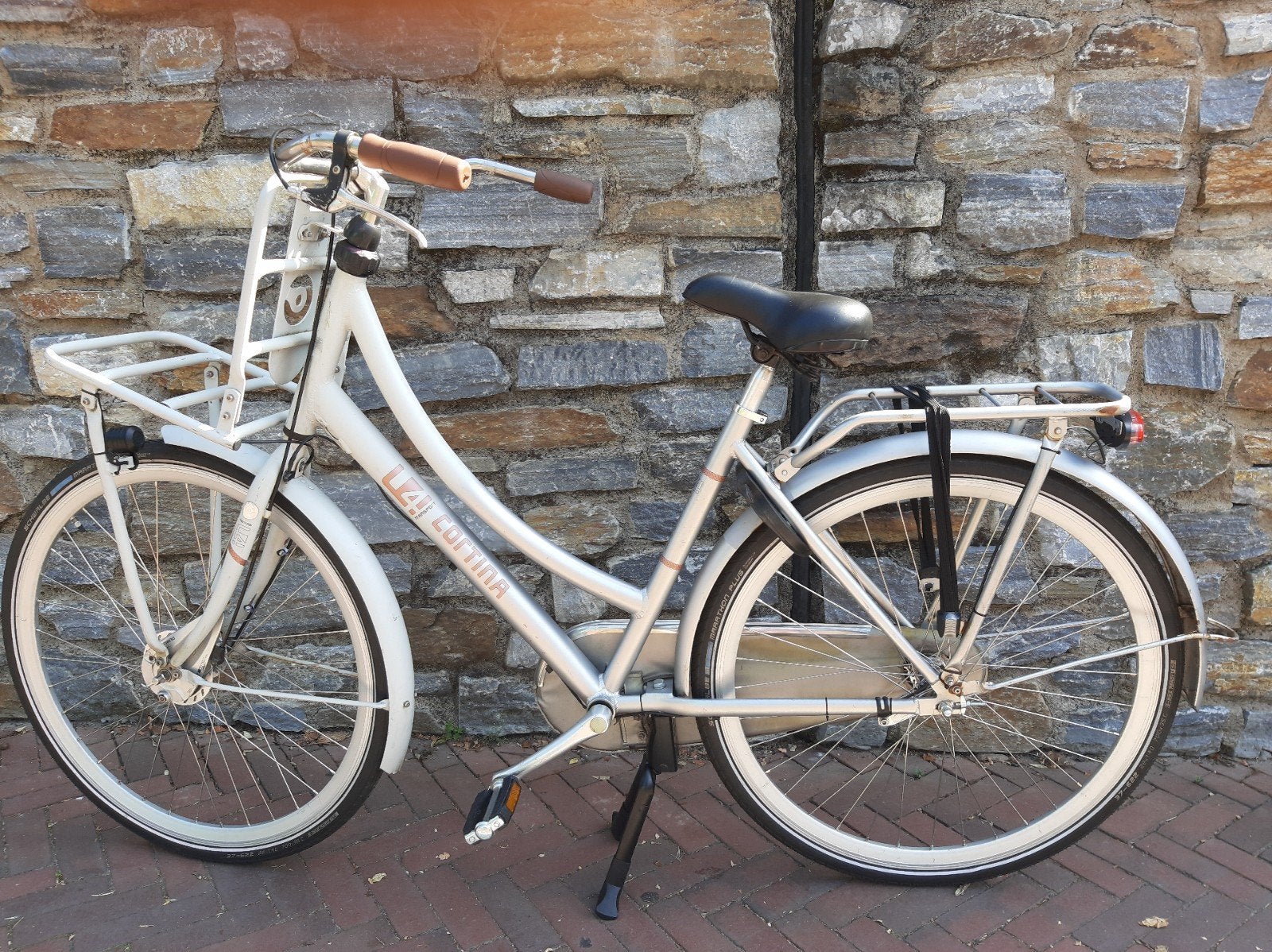 Damesfiets Cortina 48cm | wit/zilver | dynamo, 47 tot 50 cm, Ophalen of Verzenden, Gebruikt, Overige merken