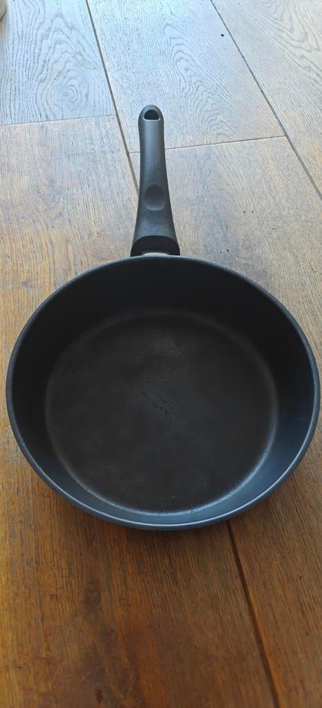 Schulte-Ufer pan 24cm, Huis en Inrichting, Keuken | Potten en Pannen, Ophalen of Verzenden