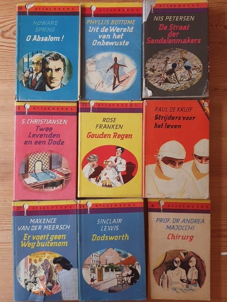 16 boeken oude boeken uit de Altas serie, Ophalen of Verzenden, Gelezen