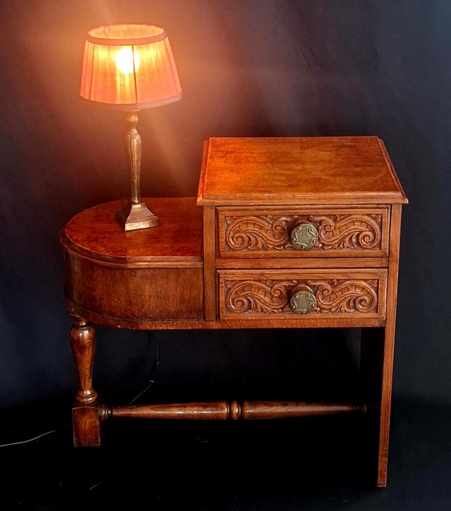 Antiek 'Old Charm' Telefoontafeltje, Ophalen