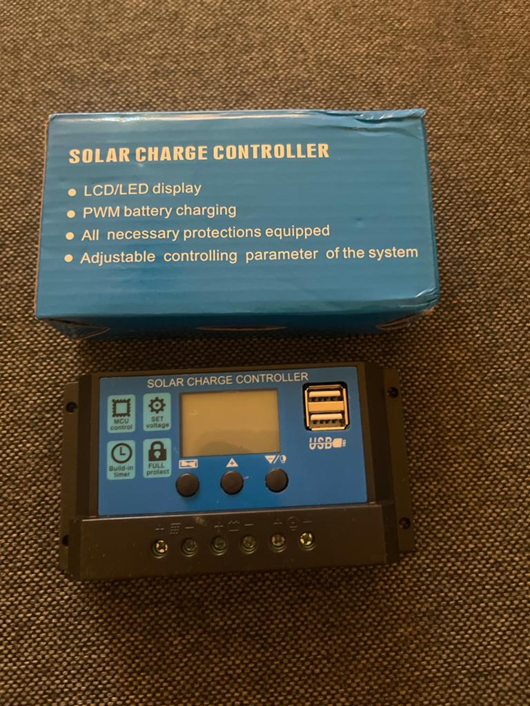 Pwm zonne laadregelaar / Solar Charge Controller, Caravans en Kamperen, Camper-accessoires, Jansstraat 1/4, Nieuw, Markvanooyen