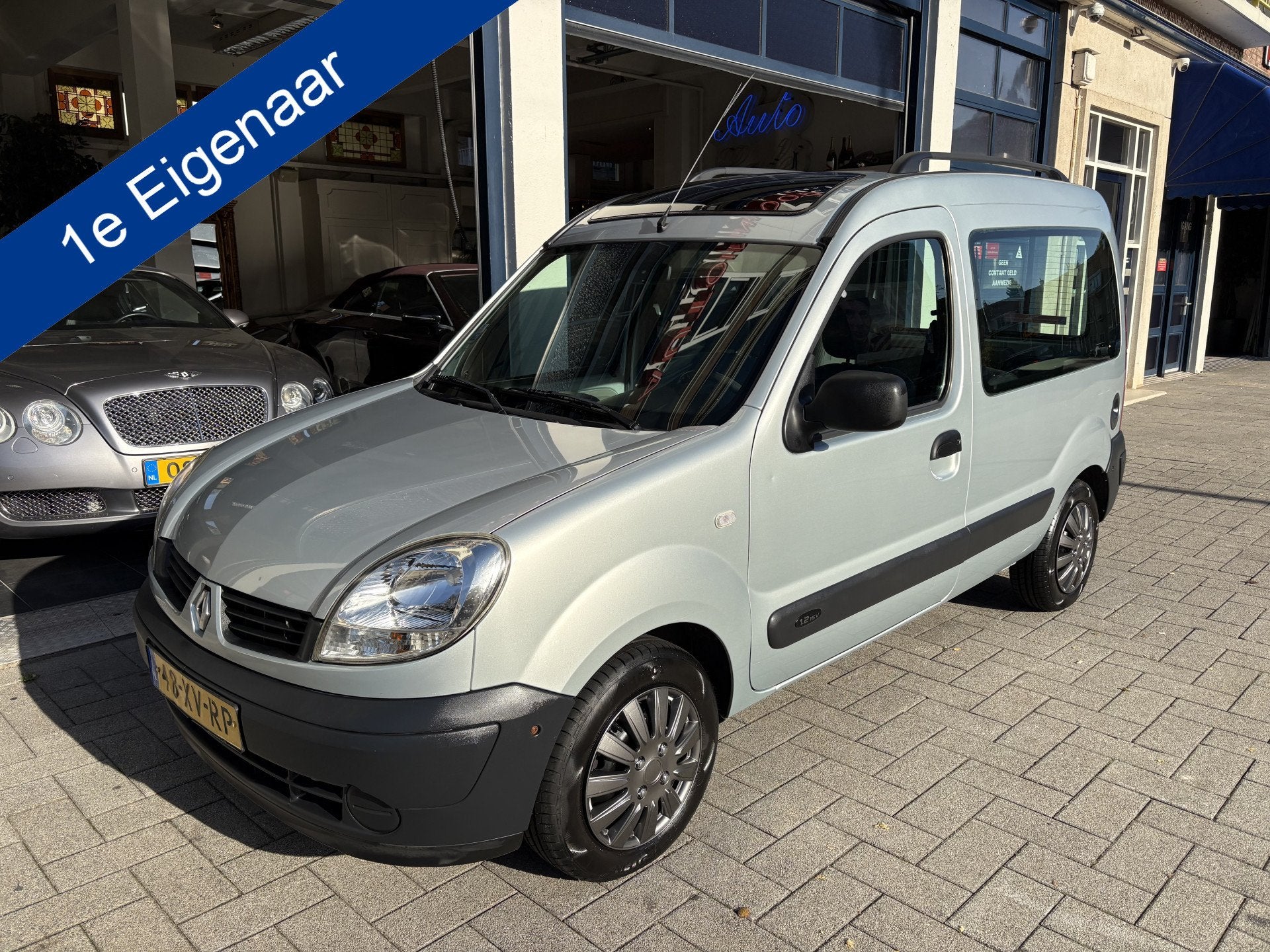Renault Kangoo 1.2-16V Expression INVALIDE - ROLSTOEL, Voorwielaandrijving, 4 cilinders, Bedrijf, Handgeschakeld