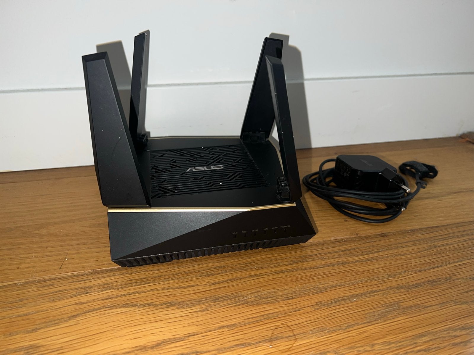 ASUS RT-AX92U Tri-band WiFi 6 Gaming Router, Computers en Software, Routers en Modems, Ophalen, Zo goed als nieuw, Router