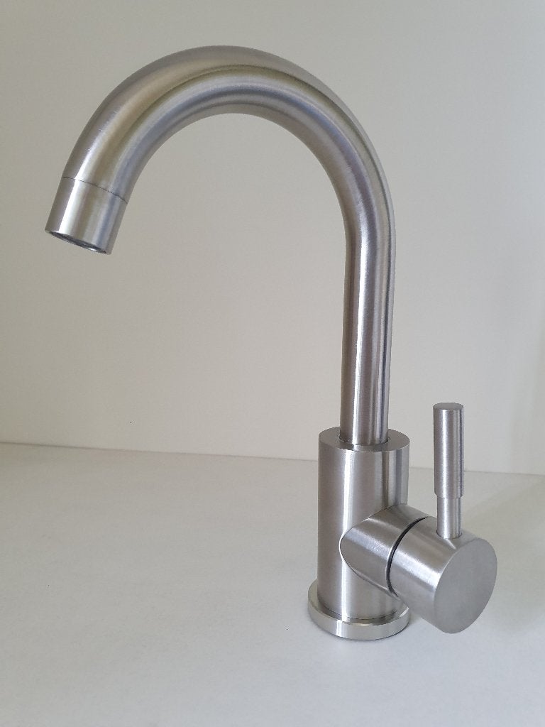 Wastafelkraan Half hoog RVS design Badkamer mengkraan, Ophalen of Verzenden, Nieuw, Rvs, Kraan