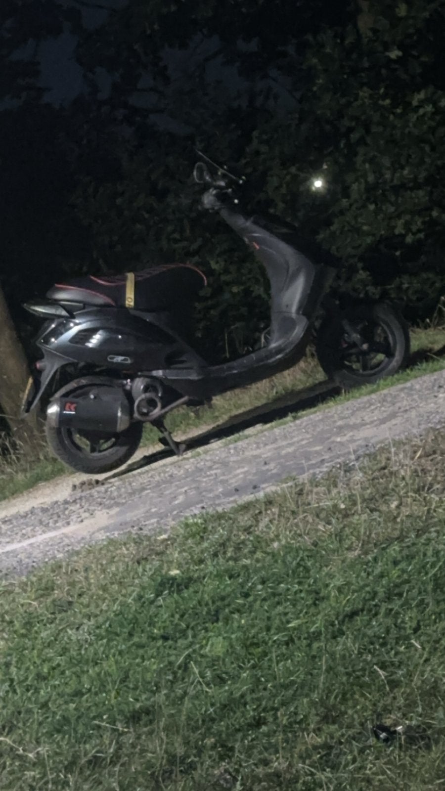 Piaggio Zip 4t2v 80cc - Goed onderhouden, Ophalen, Gebruikt, Maximaal 45 km/u, Zip