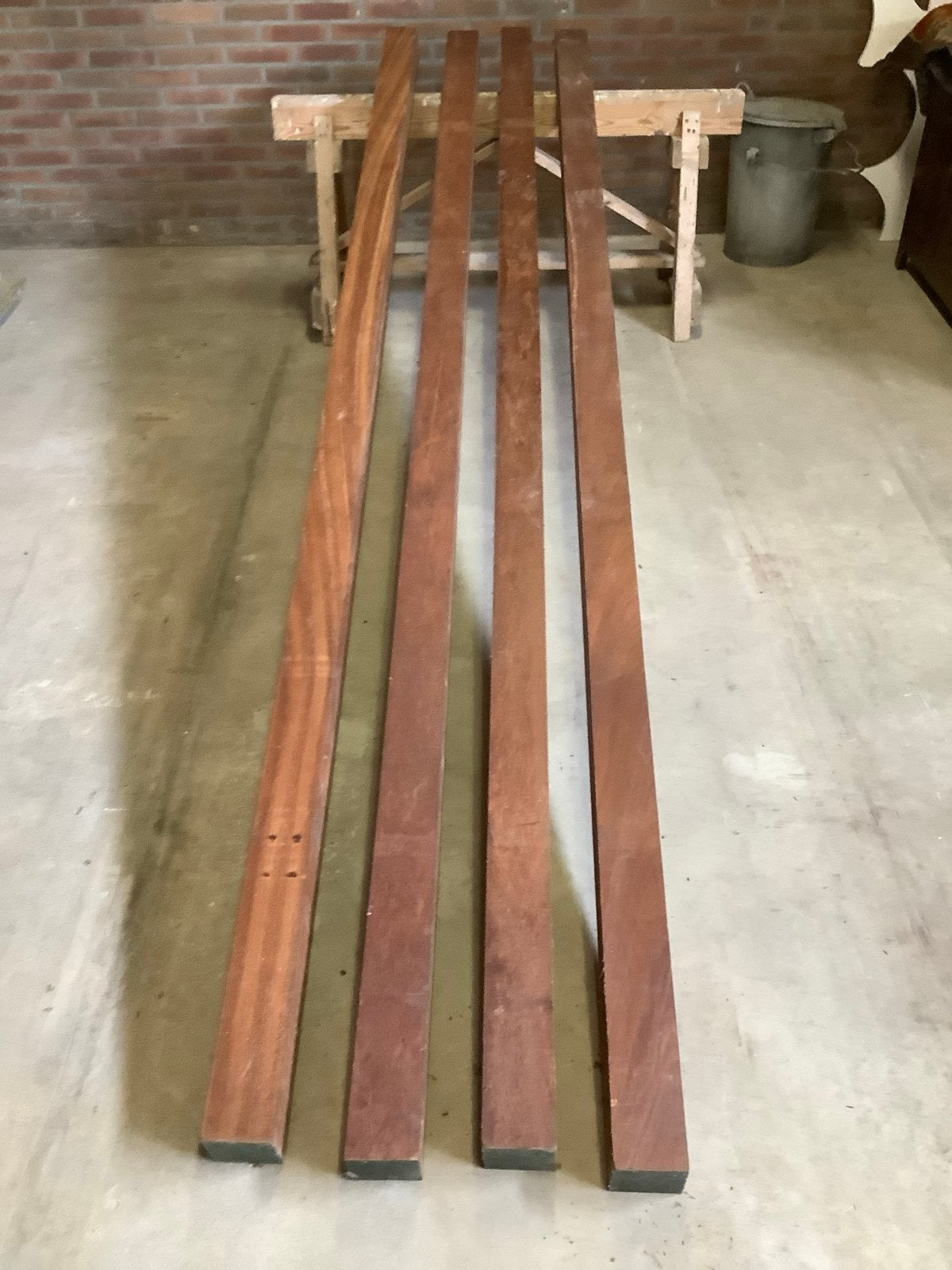 4 houten balken, nieuw, Azobėhout, Doe-het-zelf en Verbouw, Hout en Planken, Ophalen, Nieuw, Balk, Overige houtsoorten