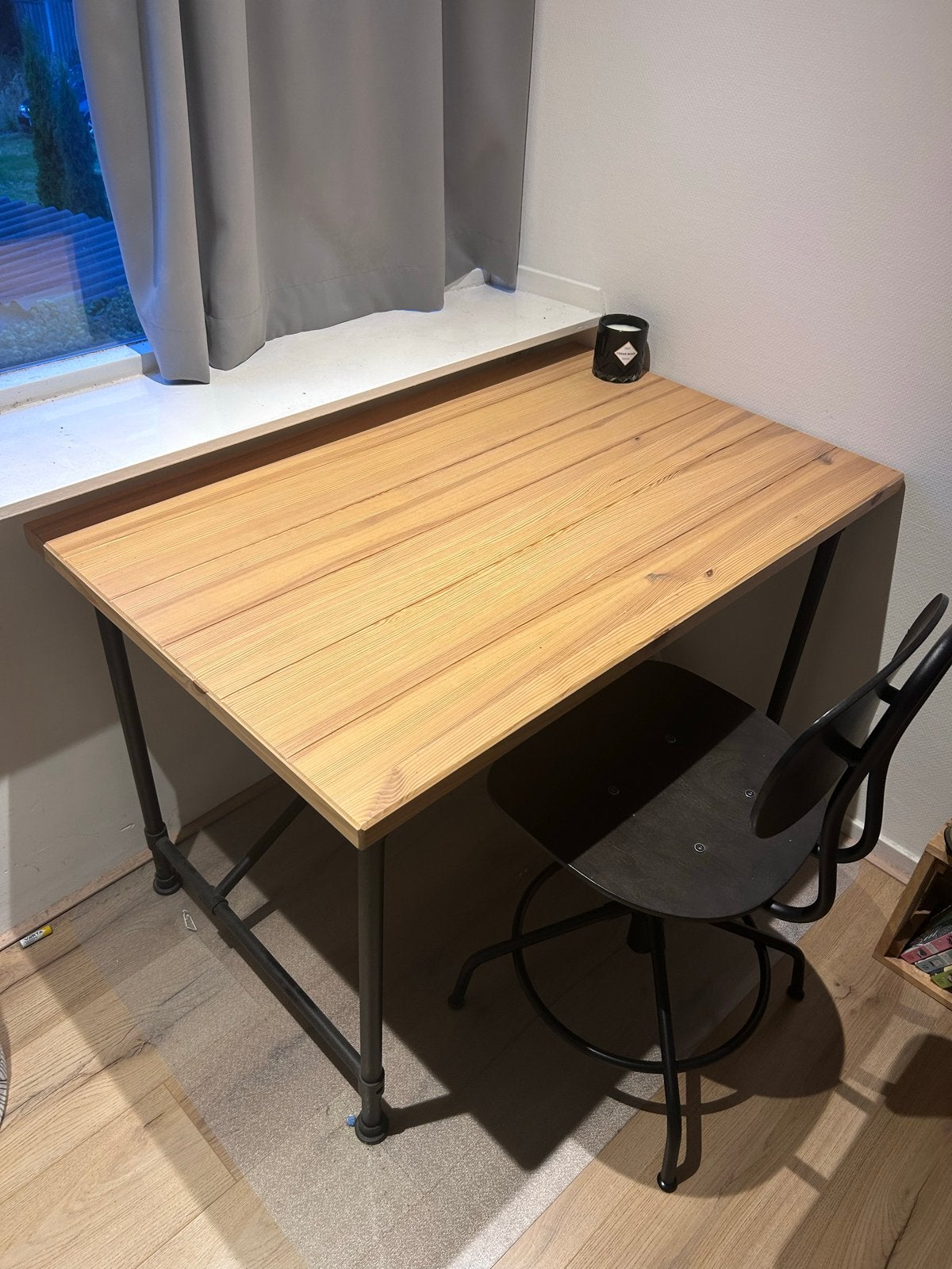 Foto 2 van IKEA Kullaberg bureau met bureaustoel