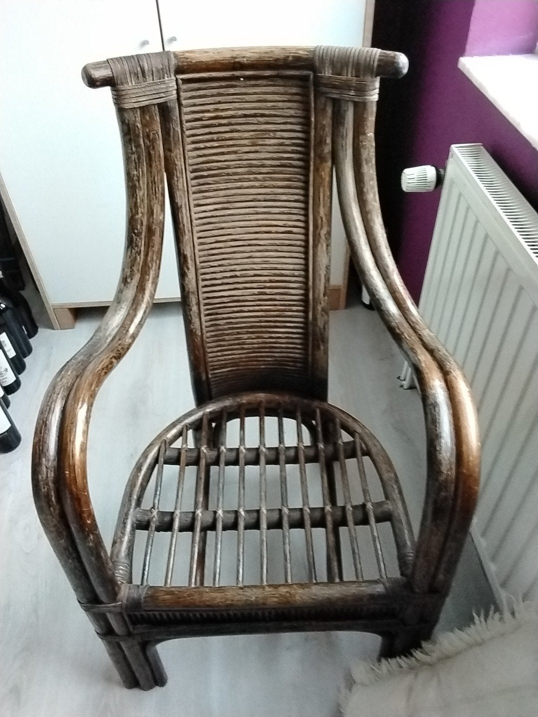 Vintage rotan stoel, 1970, uitgesproken model, Ophalen of Verzenden, Gebruikt, 75 tot 100 cm, 50 tot 75 cm