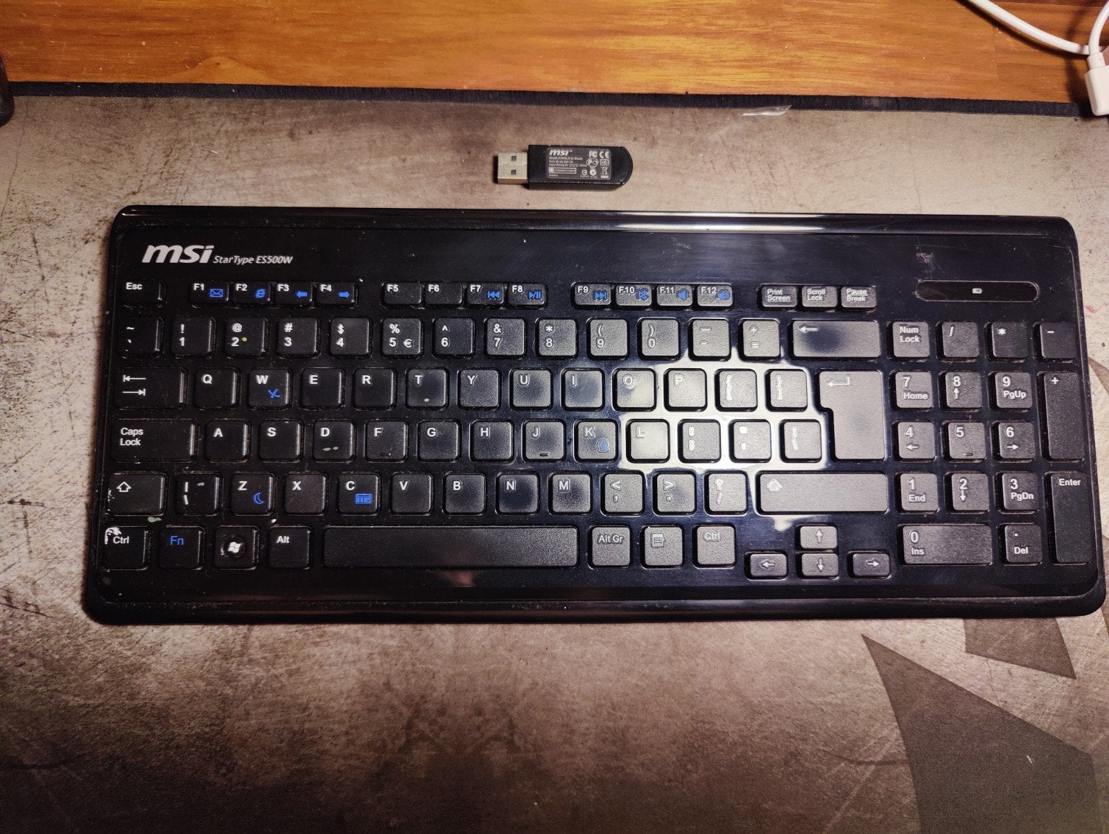 MSI StarType ES500W Draadloos Toetsenbord Zwart, Gebruikt, MSI, Draadloze ontvanger, Ophalen of Verzenden