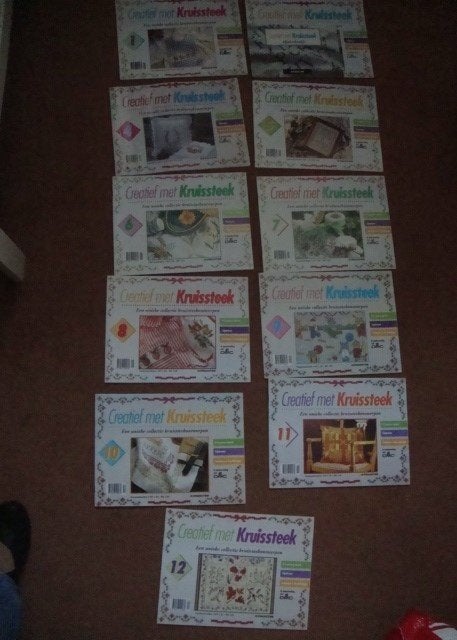 76.... 11 stuks nieuwe kruissteekboeken, Hobby en Vrije tijd, Borduren en Borduurmachines, Ophalen of Verzenden, Nieuw, Borduurpakket