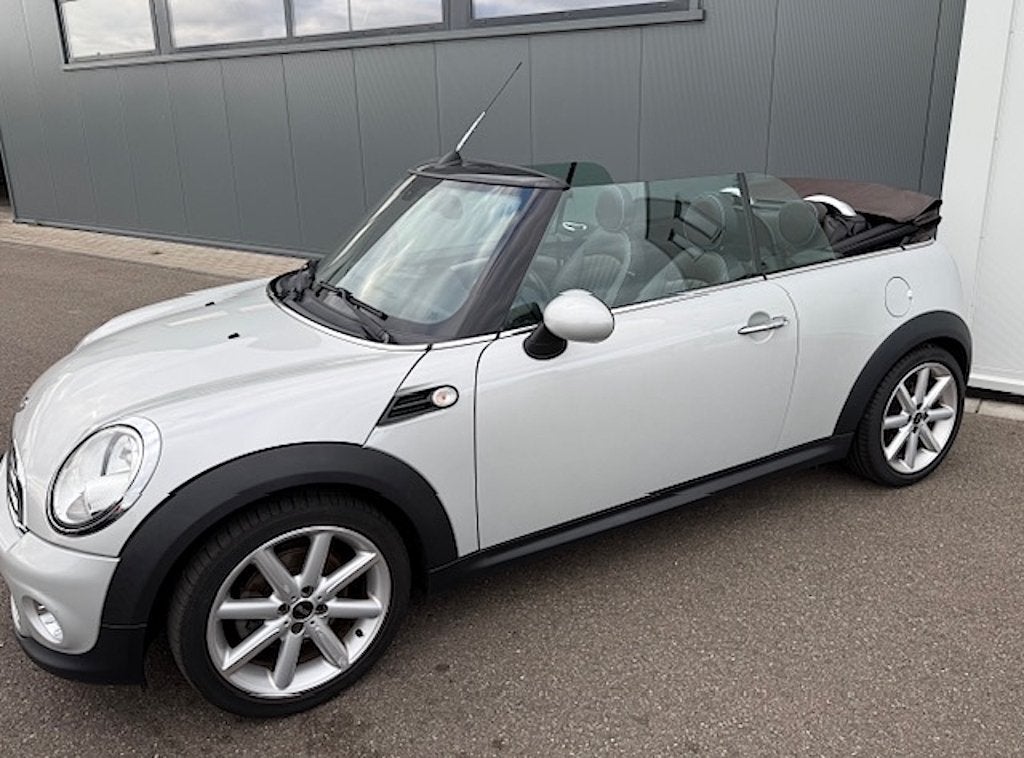 MINI Cabrio 1.6 Cooper Highgate (bj 2012), Auto's, Mini, 4 cilinders, Cabriolet, 4 stoelen, Leder