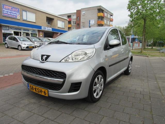 PEUGEOT 107 1.0 12V 68PK 5Drs Airco, Voorwielaandrijving, Gebruikt, Metallic lak, 4 stoelen