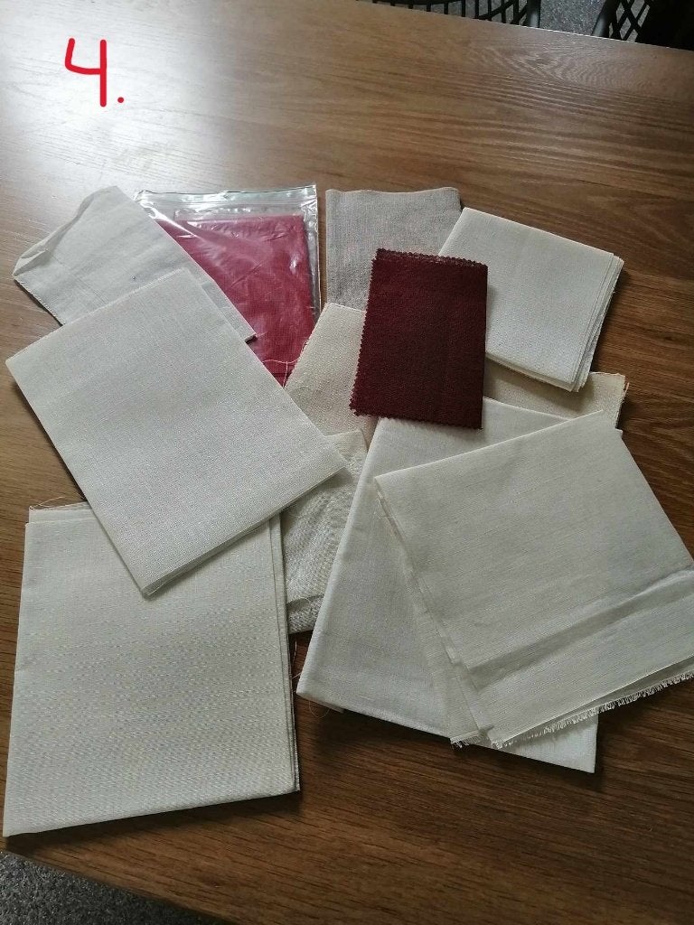 Verschillende lappen borduur stof / linnen, Ophalen, Overige materialen, Overige kleuren, 120 cm of meer