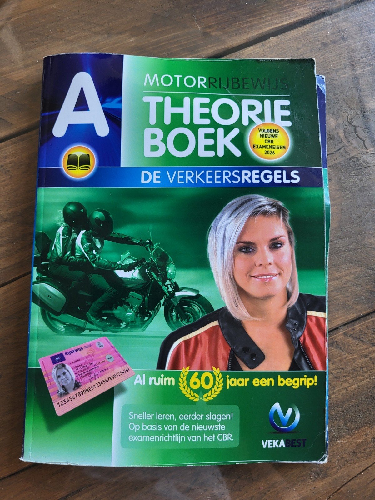 Motortheorie boek, Ophalen of Verzenden, Zo goed als nieuw