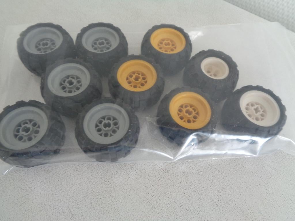 Lego technic wielen 43,2 x 28s, Ophalen of Verzenden, Zo goed als nieuw, Lego