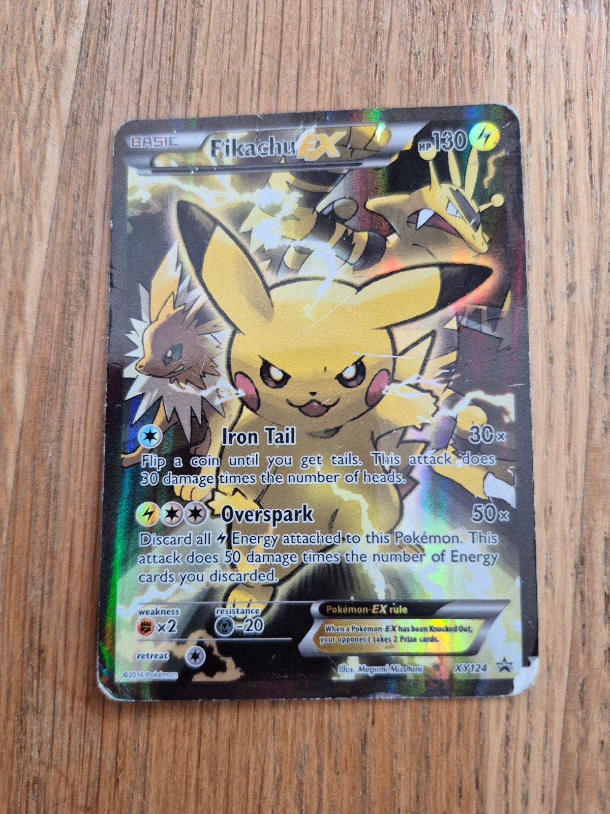 Pikachu EX XY124 Pokémon kaart - Gebruikt, Hobby en Vrije tijd, Verzamelkaartspellen | Pokémon, Ophalen of Verzenden