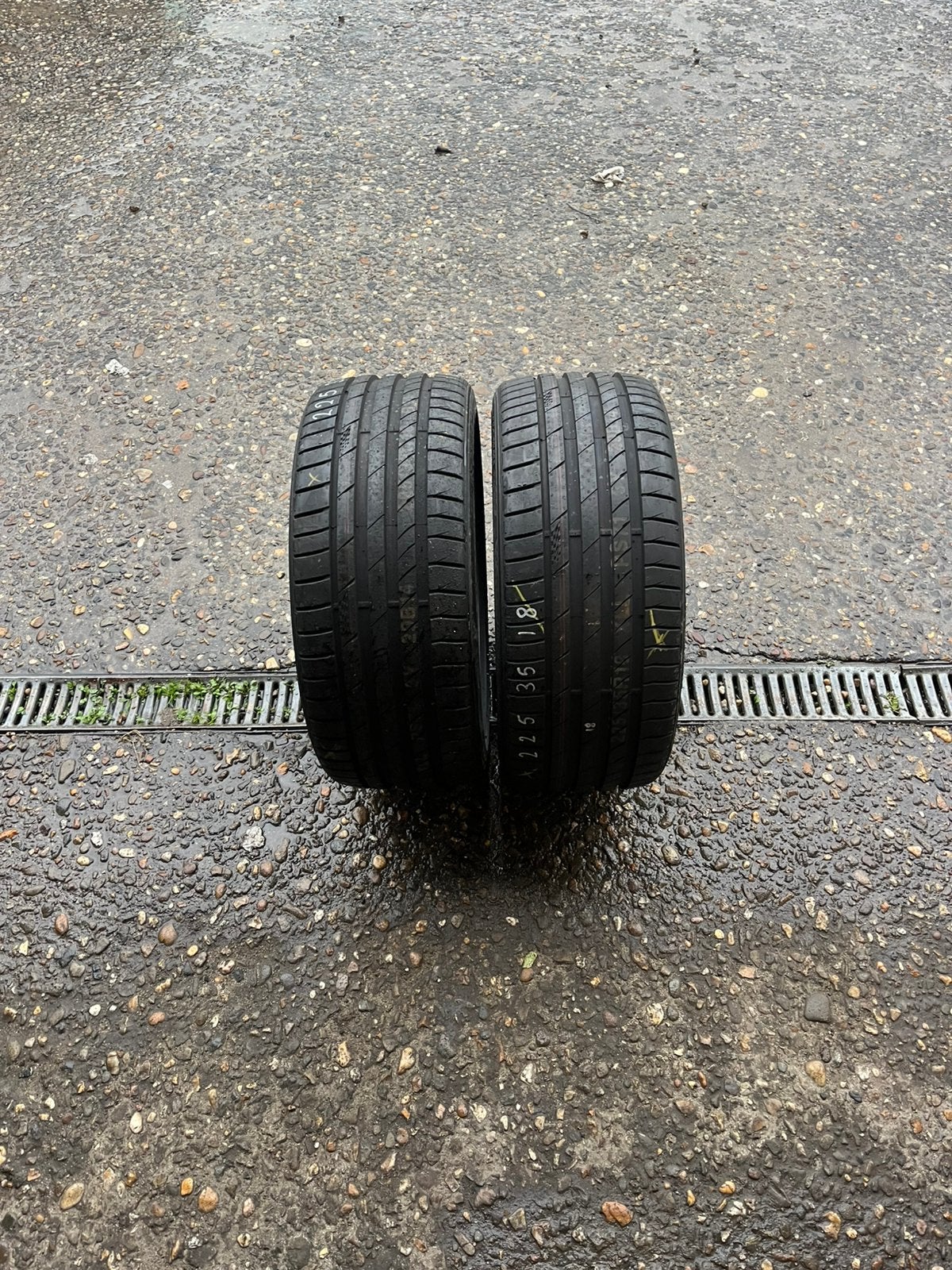 Kumho Ecsta PS71 225/35 ZR18 87Y XL, Ophalen, 18 inch, Nieuw, X