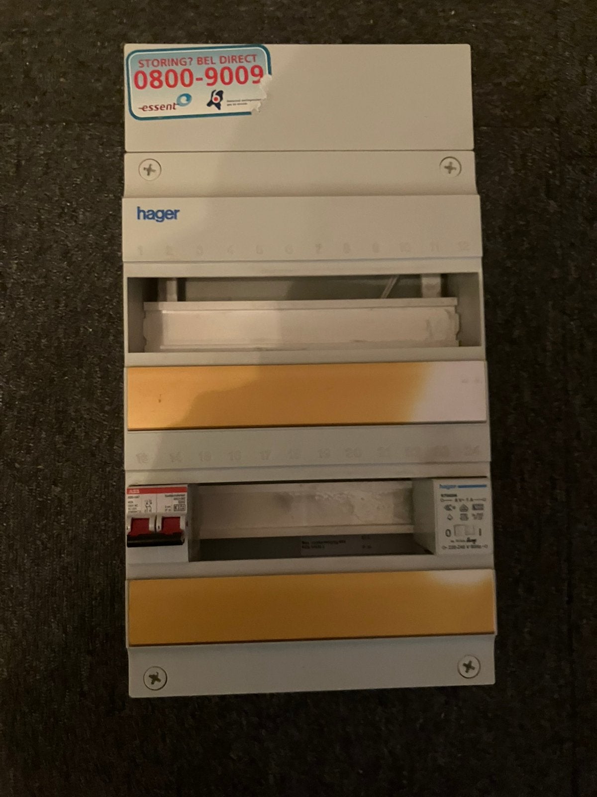 Hager lege groepenkast 24 modules hoofdschakelaar beltrafo 1, Ophalen of Verzenden, Gebruikt