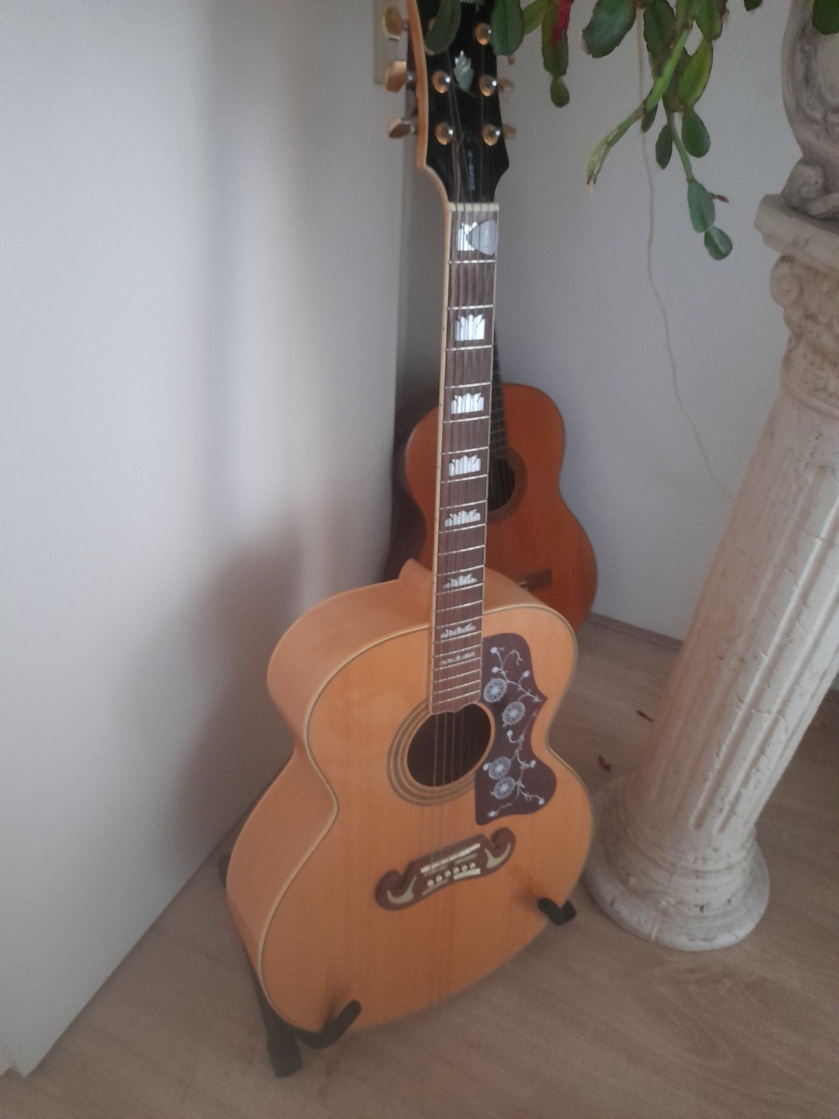 Epiphone Gibson Western Gitaar - EJ200, Ophalen, Zo goed als nieuw, Western- of Steelstringgitaar, Met koffer