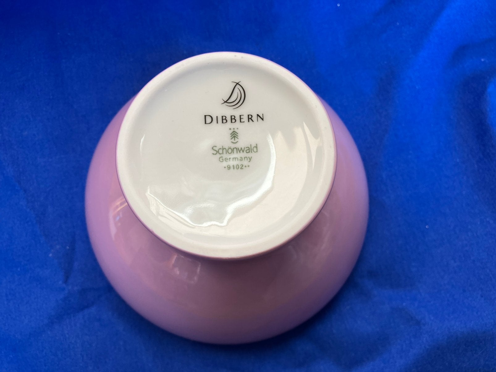 Dibbern schaaltje 9102 lila. Bieden v.a 17,50 per schaaltje, Gebruikt, Ophalen of Verzenden, Overige stijlen, Kop(pen) en/of Schotel(s)