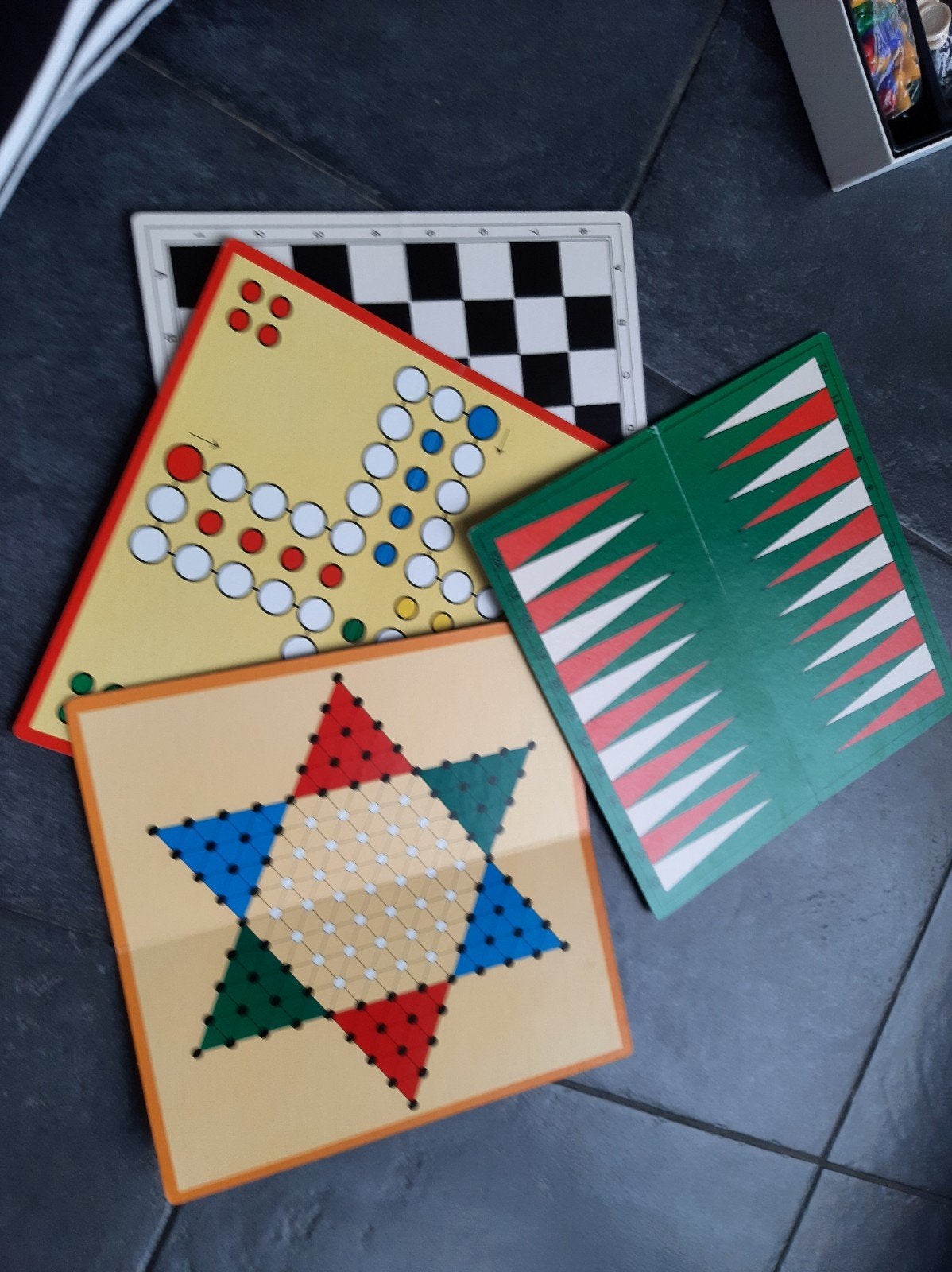 100 Spellen -  volop keuze voor gezin en vriendenkring, Een of twee spelers, Ophalen of Verzenden, Zo goed als nieuw, Peri Spiele
