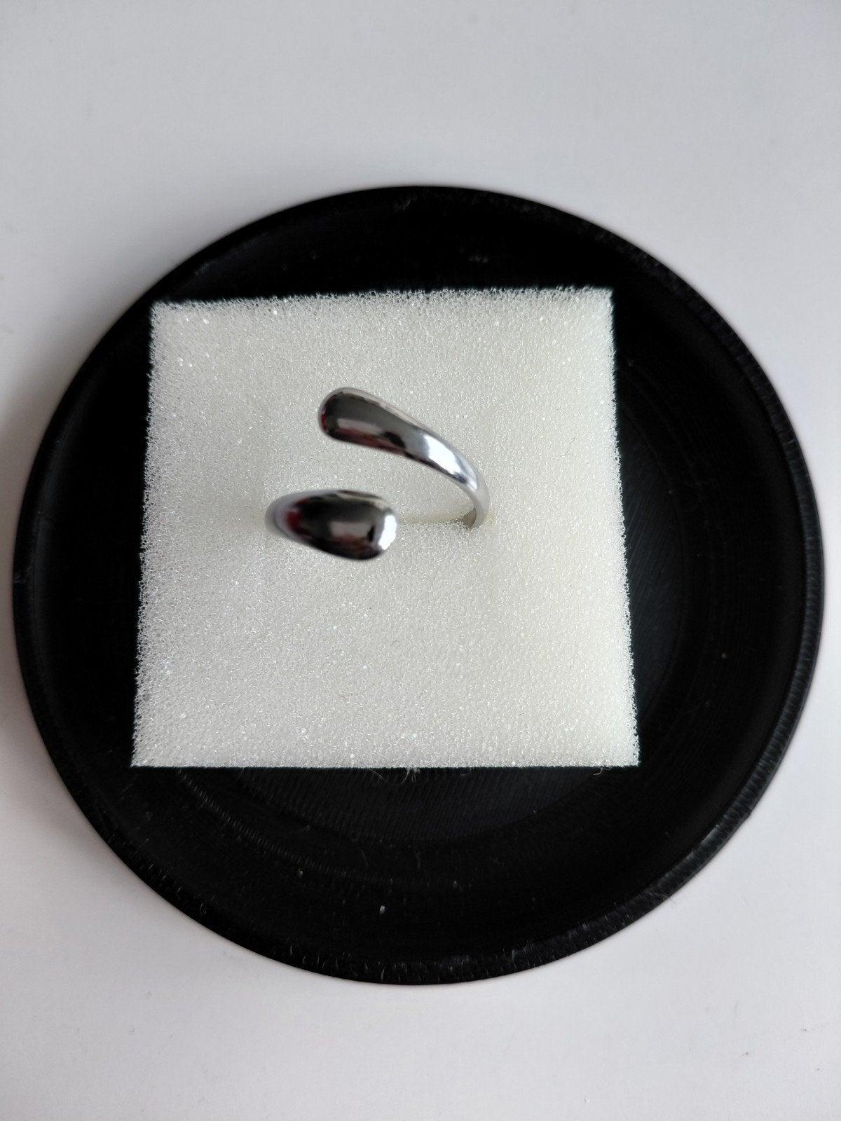Stijlvolle RVS Ring - Verstelbaar Design, IJzer of Staal, Nieuw, Ophalen of Verzenden, 17 tot 18
