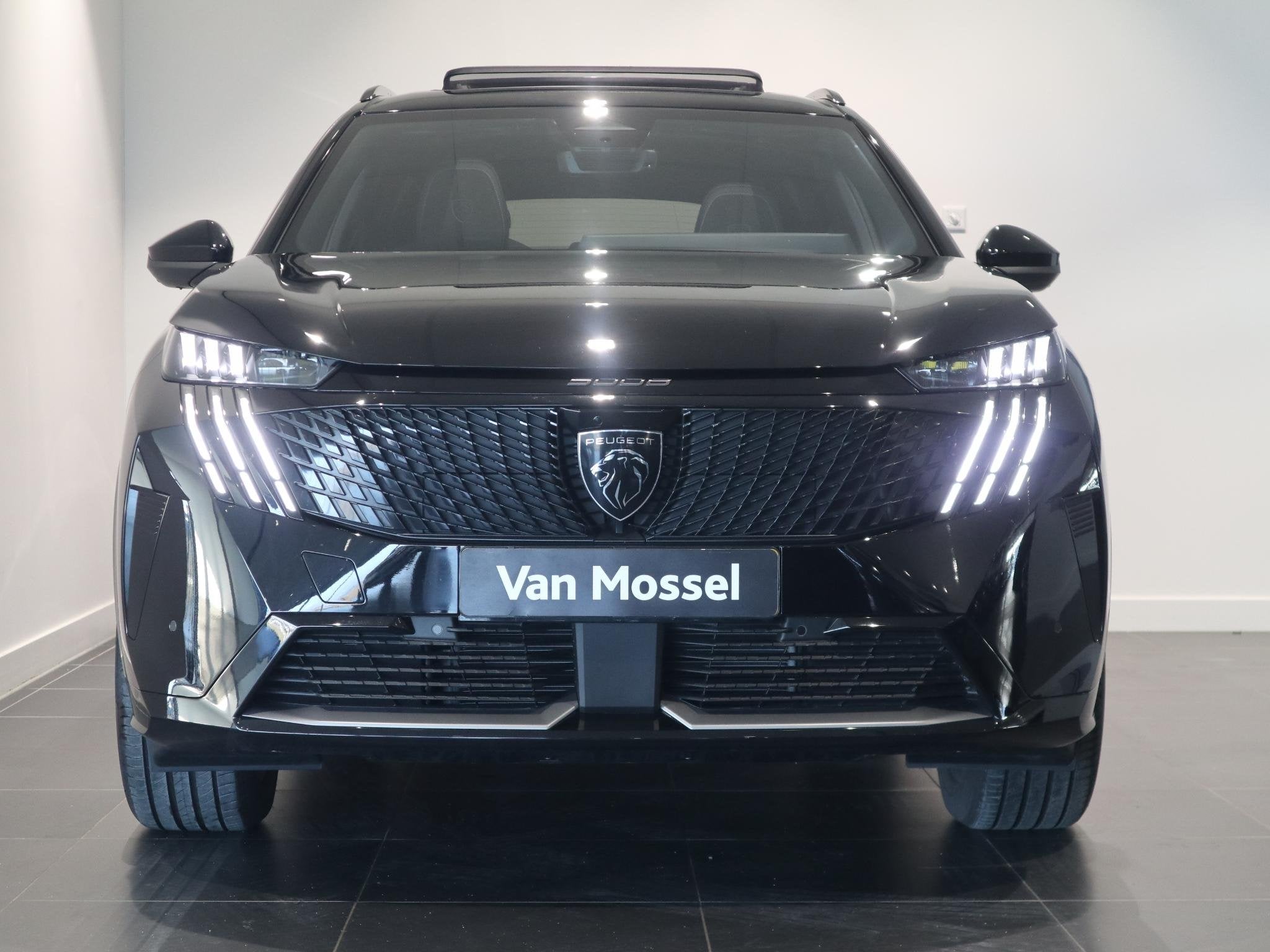 Peugeot e-5008 GT Avantage 73 kWh 7p | Panaromadak | Elektri, Auto's, Peugeot, 12 maanden, 213 pk, 7 stoelen, Zwart