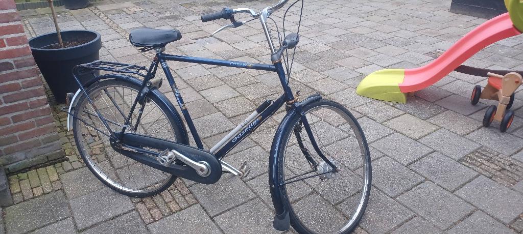 Twee fietsen, Ophalen, Gebruikt, Gazelle