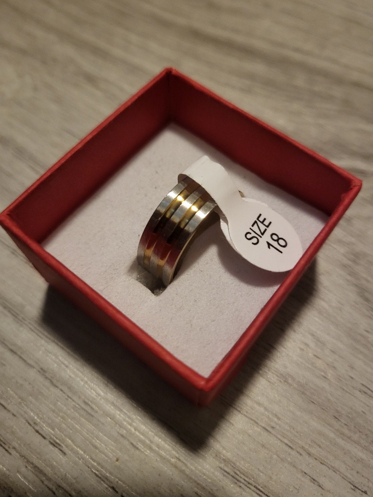 Nieuwe Ring Maat 18 - Goudkleurig en Zilverkleurig, 18 tot 19, IJzer of Staal, Nieuw, Ophalen of Verzenden