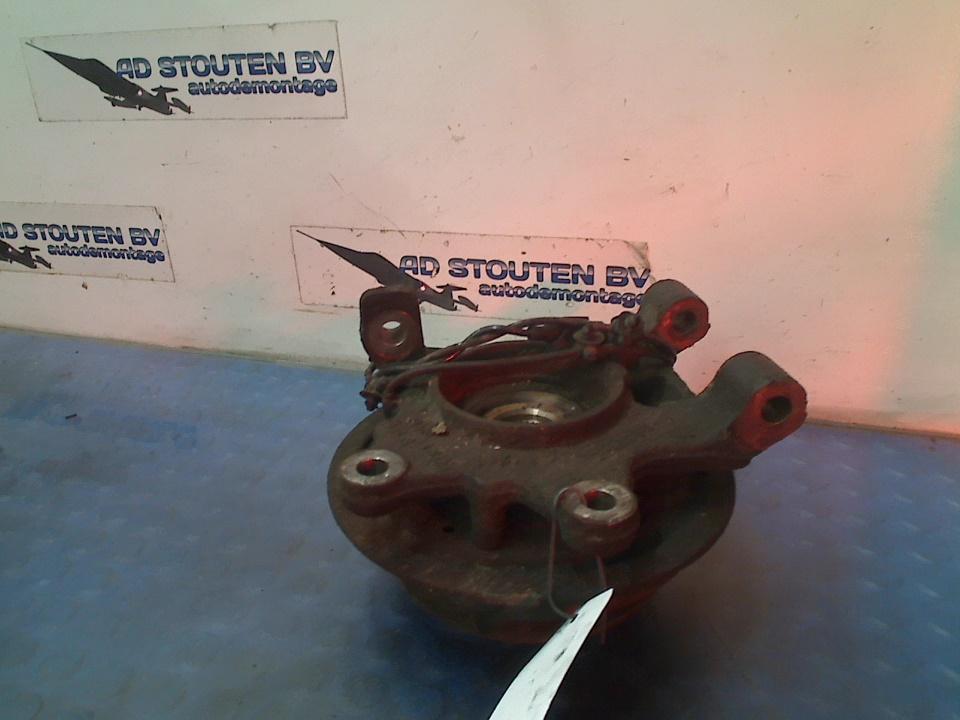 Fusee Links Achter Mercedes-Benz Vito Tourer (447.7) a447357, Gebruikt, Mercedes-Benz AG, Mercedes-Benz, Mercedesstraße 120, Stuttgart 70372, , Duitsland