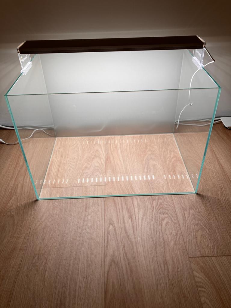 Superfish scaper 60 aquarium met LED lamp, Dieren en Toebehoren, Vissen | Aquaria en Toebehoren, Ophalen, Gebruikt, Leeg aquarium