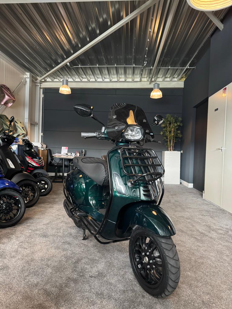 Vespa Sprint 50S | Full option | Custom | Garantie