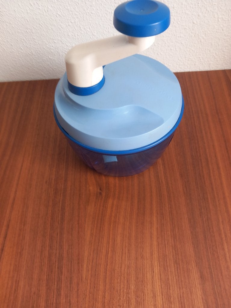tupperware uiensnijder, Huis en Inrichting, Ophalen, Zo goed als nieuw, Blauw, Overige typen
