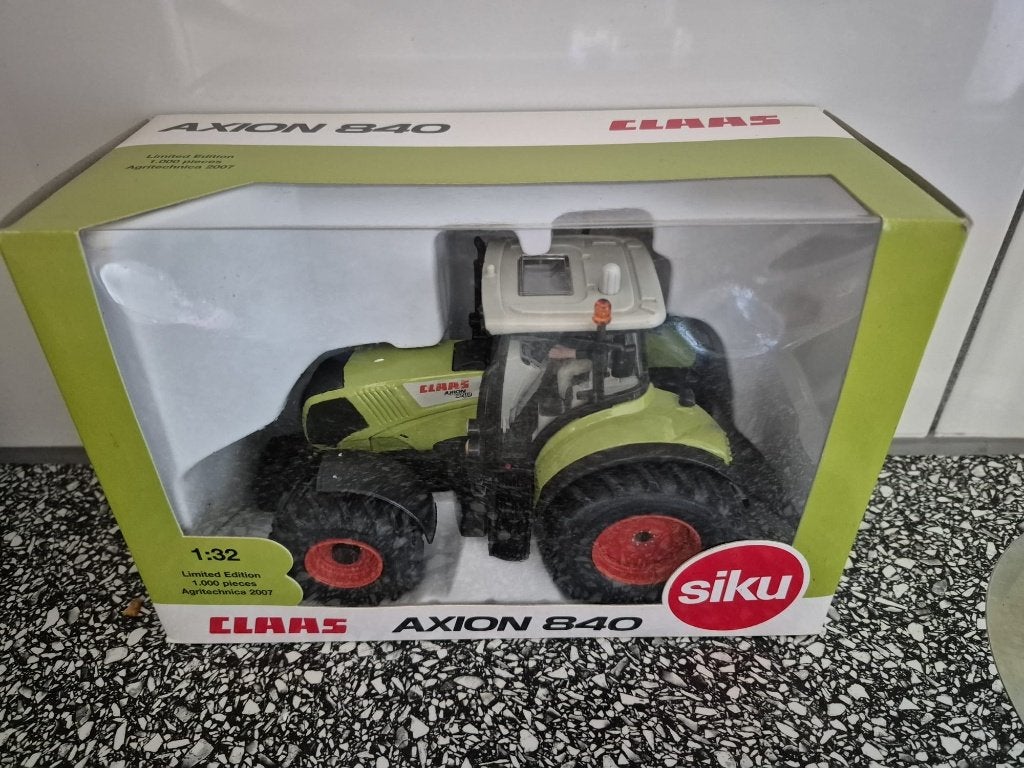 Claas Axion 840 van Siku 1:32 Agritechnica 2007, Ophalen of Verzenden, Nieuw, Tractor of Landbouw, SIKU