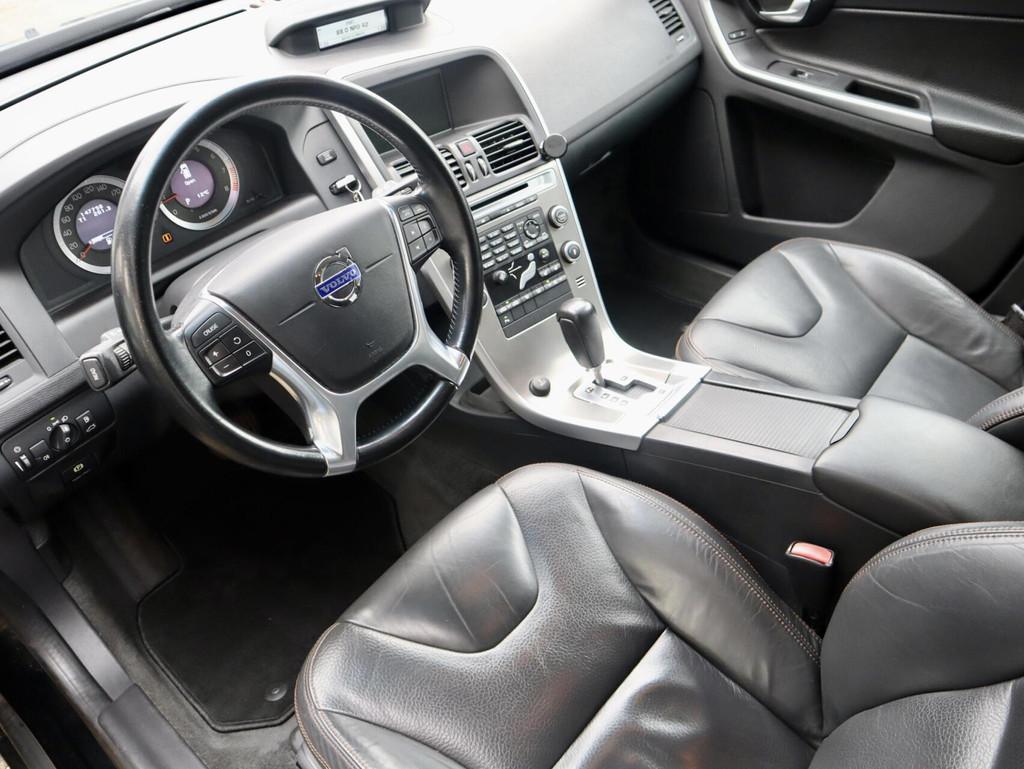 Volvo XC60 2.0T Automaat, Leder, Xenon NL'se Volvo, Auto's, Euro 5, 4 cilinders, Zwart, Bedrijf