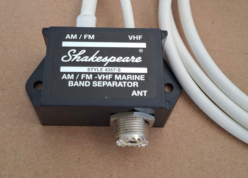 VHF - FM Antenne splitter Shakespeare 4357-S, Watersport en Boten, Navigatiemiddelen en Scheepselektronica, Gebruikt, Radio, Ophalen of Verzenden