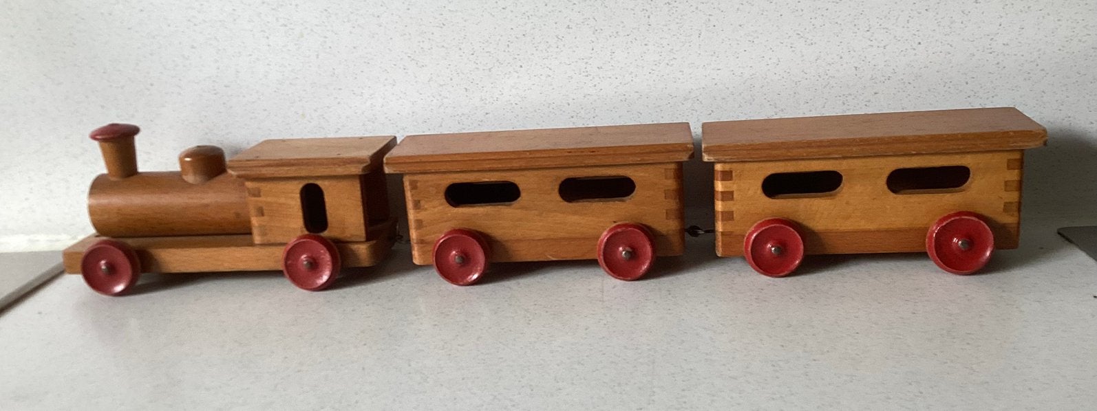 Vintage houten Nooitgedacht trein, Kinderen en Baby's, Speelgoed | Houten speelgoed, Ophalen of Verzenden, Zo goed als nieuw