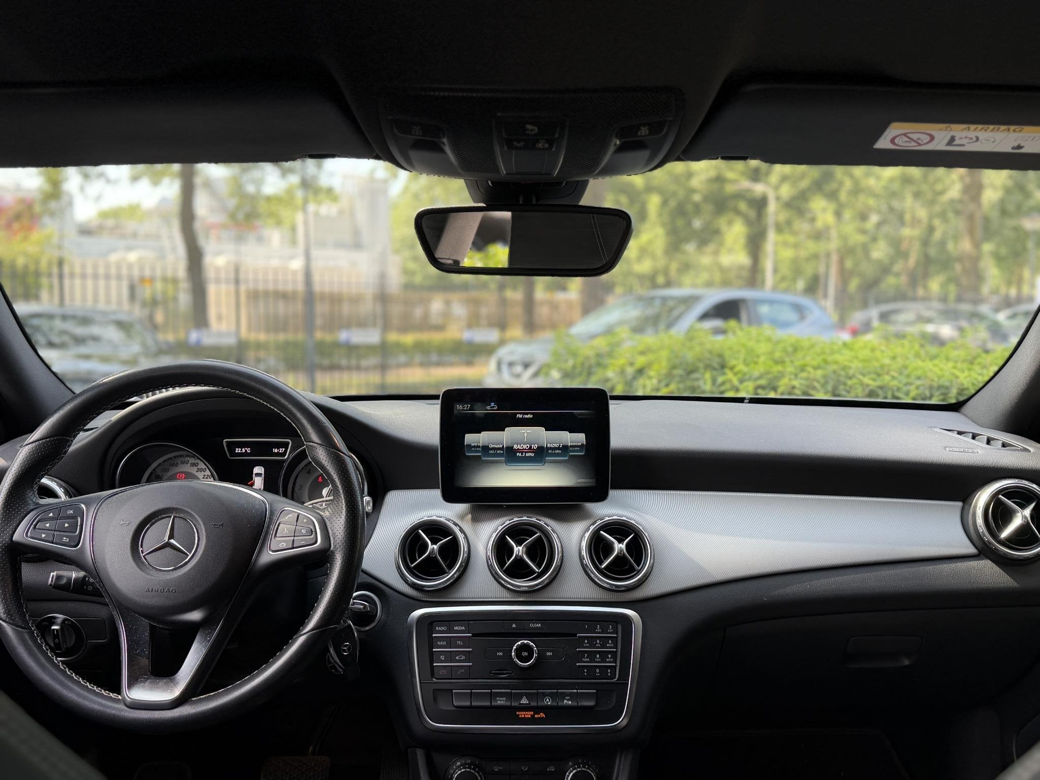 Mercedes-Benz GLA-klasse 180 Ambition | WORDT VERWACHT | 1e, Auto's, Mercedes-Benz, 12 maanden, Gebruikt, 4 cilinders, Leder en Stof